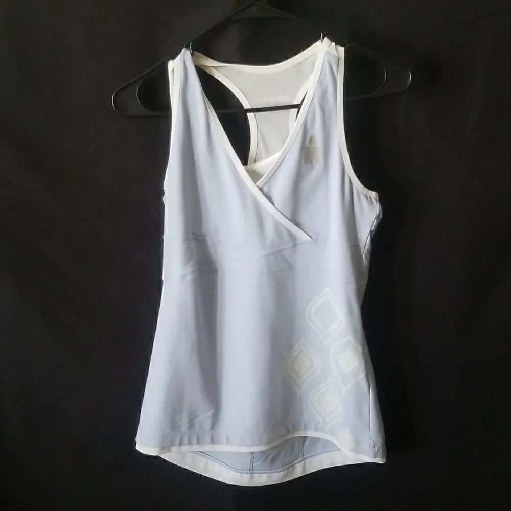 SUGOi - Size Medium - Women’s Tank Top work out top.